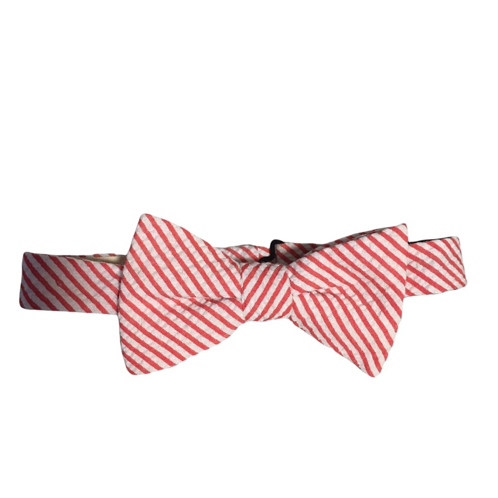 Bow tie Tuesday Searsucker Red & White Stripes Pre-tied Adjustable EUC